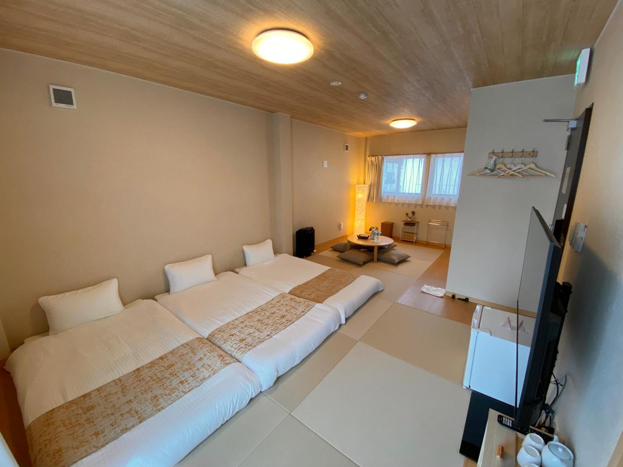Ajito Hostel & Cafebar شينغو المظهر الخارجي الصورة